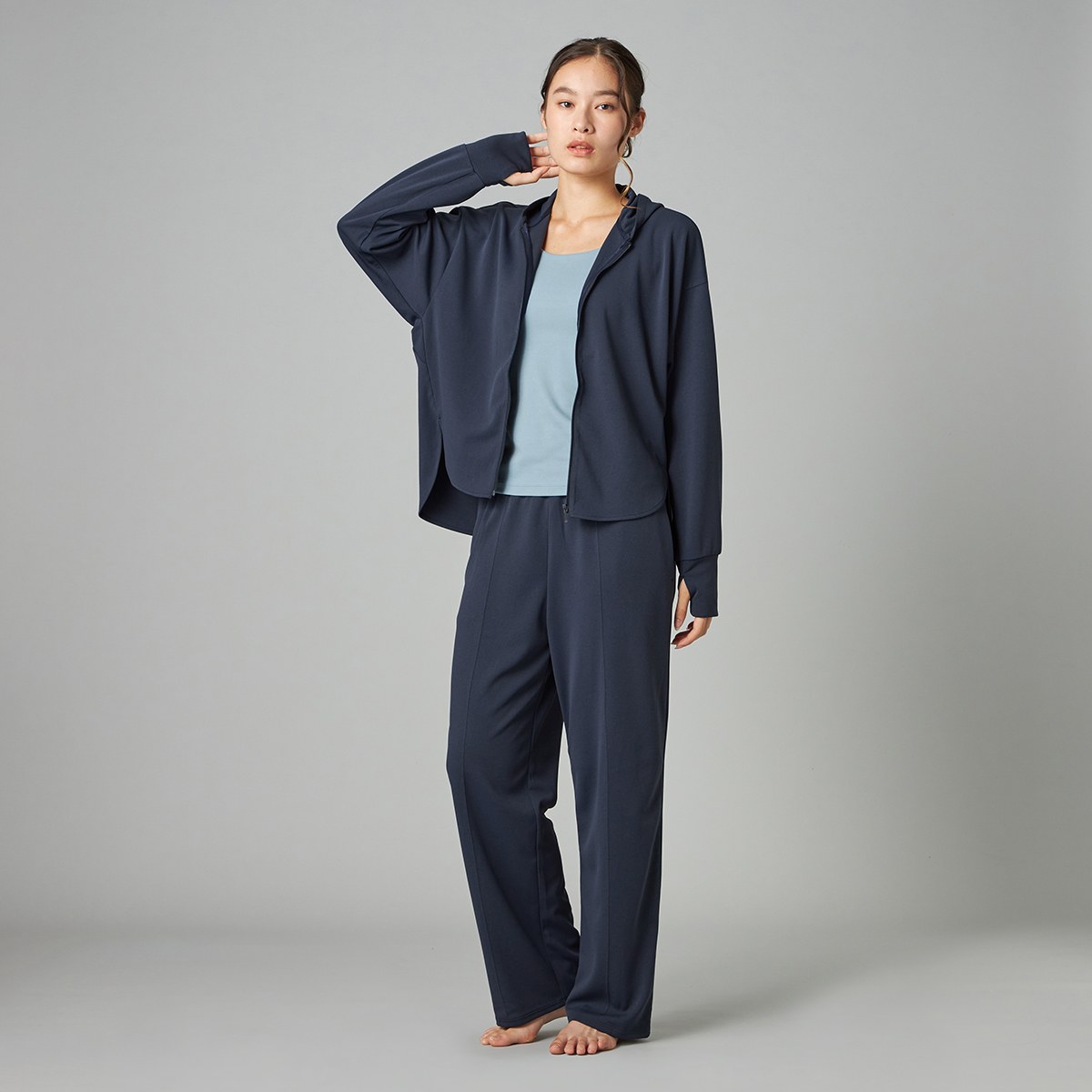 EasyCare+ soft ストレートパンツ 着用イメージ