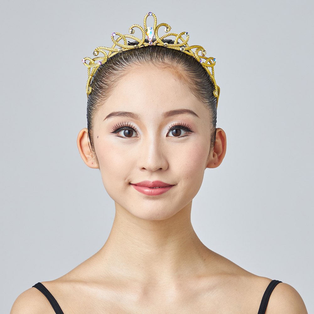 カチューシャティアラの着用イメージ画像