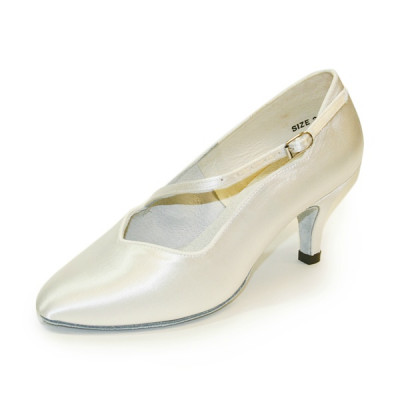 ホワイト 5.5 の画像