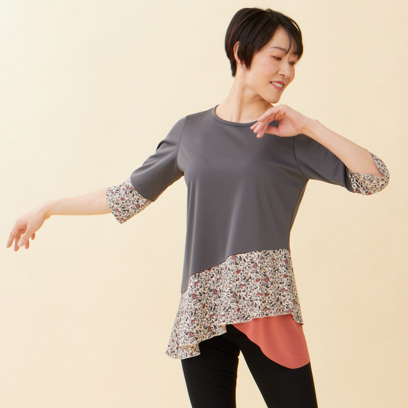 小花プリントワンピースTシャツ