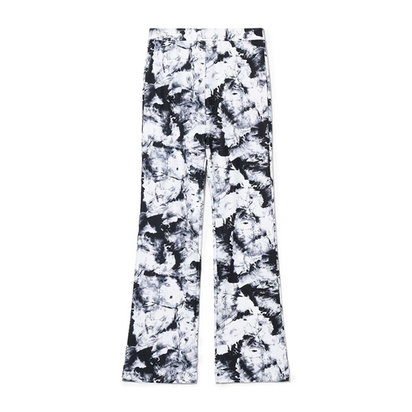 モノクロプリントブーツカットパンツ