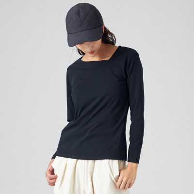 ★アシンメトリーネックＴシャツ