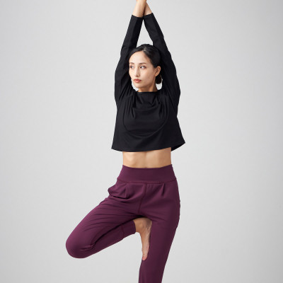 ベロアアクセントクロップドTシャツ