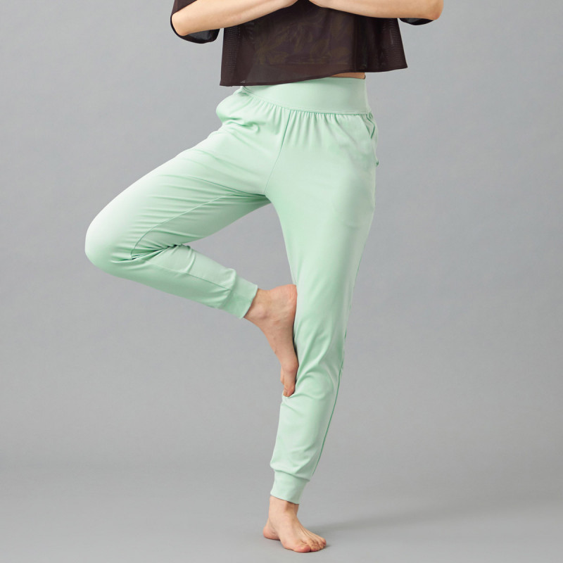 新色入荷 Motion ジョガーパンツ(アクアグリーン-S)