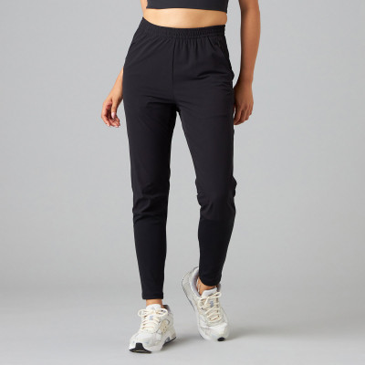 ランナーズパンツ