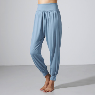 ★スキンパンツ