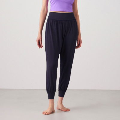 ★スキンパンツ