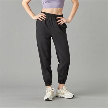 ブラック M の画像