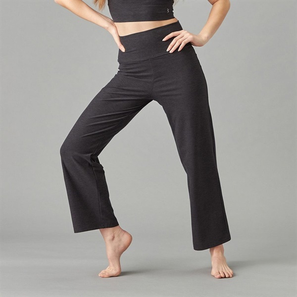 Peach Mokuストレートパンツ