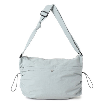 グレー - の画像