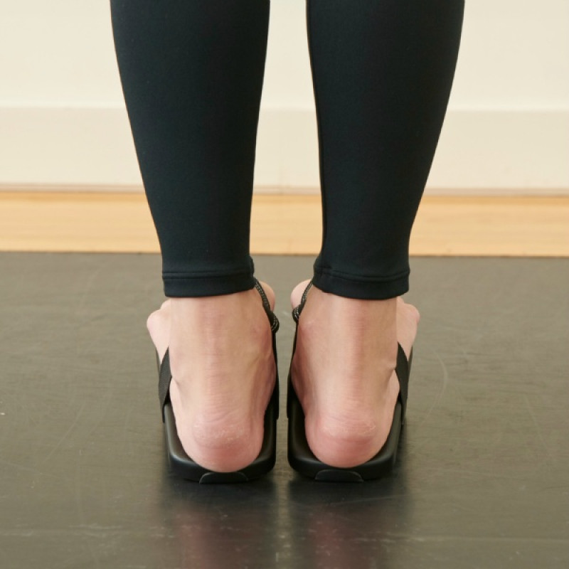 トレーニングサンダル・グーポ（ハイタイプ） 商品ページ | チャコット