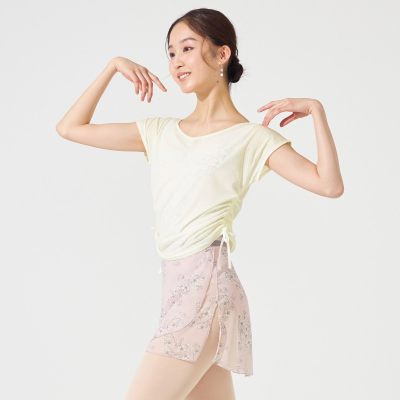 Tシャツ 商品ページ | チャコットオンラインショップ