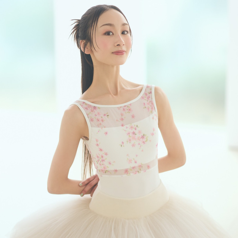 【レア】チャコット　永久メイ　コラボ　レオタード　ノースリーブ 💎柏店スタッフおすすめ新作紹介💎 永久メイさんコラボレオタード