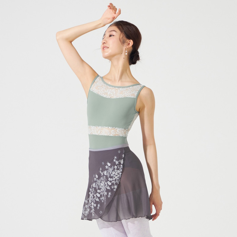 チャコットMAY NAGAHISAノースリーブレオタード0427ブラックMバレエ MAY NAGAHISA】ノースリーブレオタード 商品ページ | チャコット