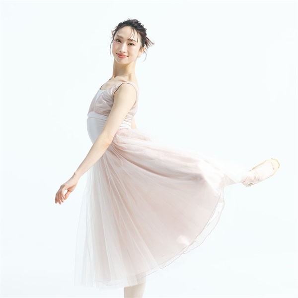 AKANE TAKADA】ノースリーブレオタード 商品ページ | BALLET