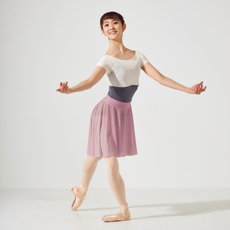 ☆オフショルダーレオタード 商品ページ | チャコットオンラインショップ