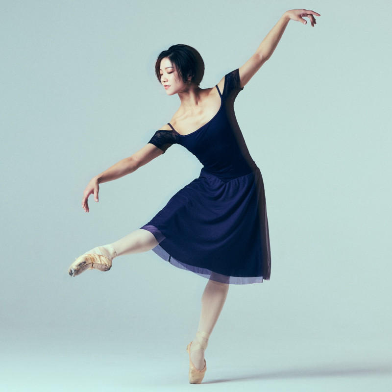 MADOKA SUGAI】オフショルダーレオタード 商品ページ | チャコット