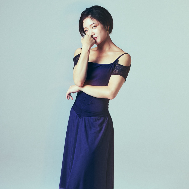 MADOKA SUGAI】オフショルダーレオタード 商品ページ | チャコット