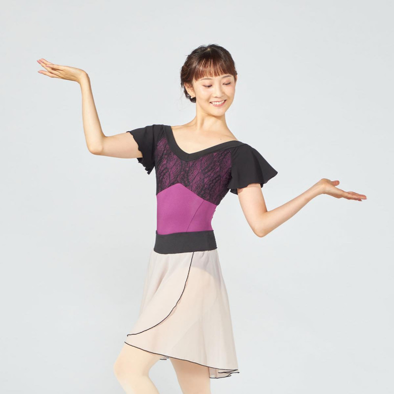 フレアスリーブレオタード 商品ページ | チャコットオンラインショップ