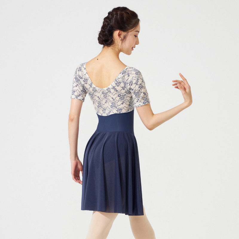 スカート付レオタード 商品ページ | チャコットオンラインショップ