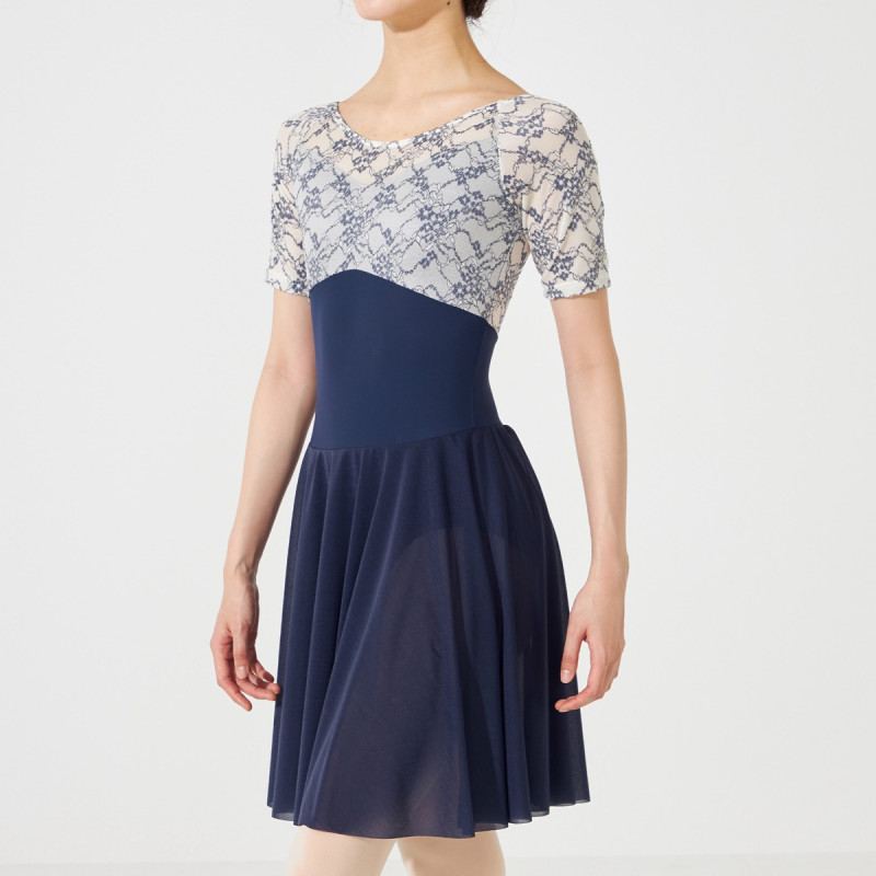 スカート付レオタード 商品ページ | チャコットオンラインショップ