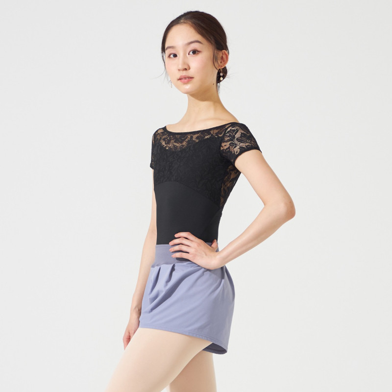 チャコット バレエ ヨガ ★チュールショートパンツ★ Sサイズ 新品❣️ チャコット バレエ ヨガ ☆チュールショートパンツ☆ Sサイズ 新品