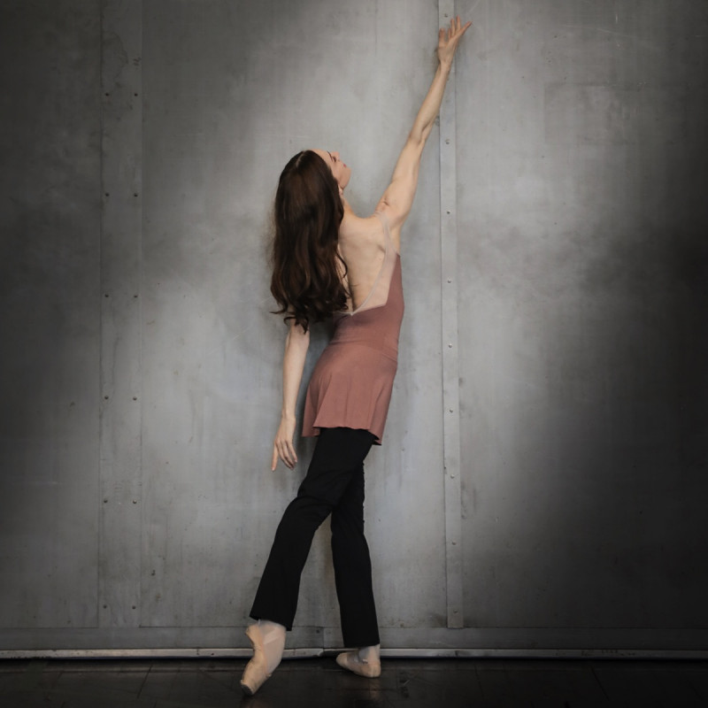 Nela ライン】ロングパンツ 商品ページ | チャコットオンラインショップ