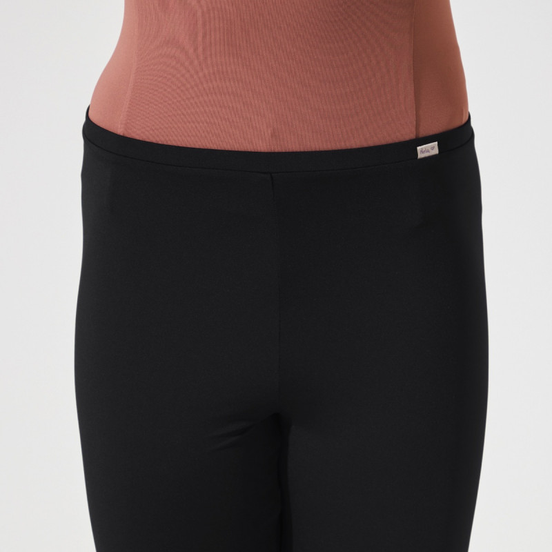 Nela ライン】ロングパンツ 商品ページ | チャコットオンラインショップ