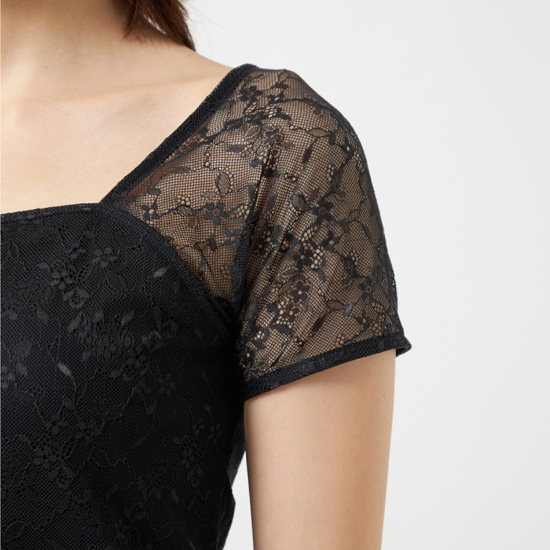 レースコンビスクエアネックトップ 商品ページ | チャコットオンライン