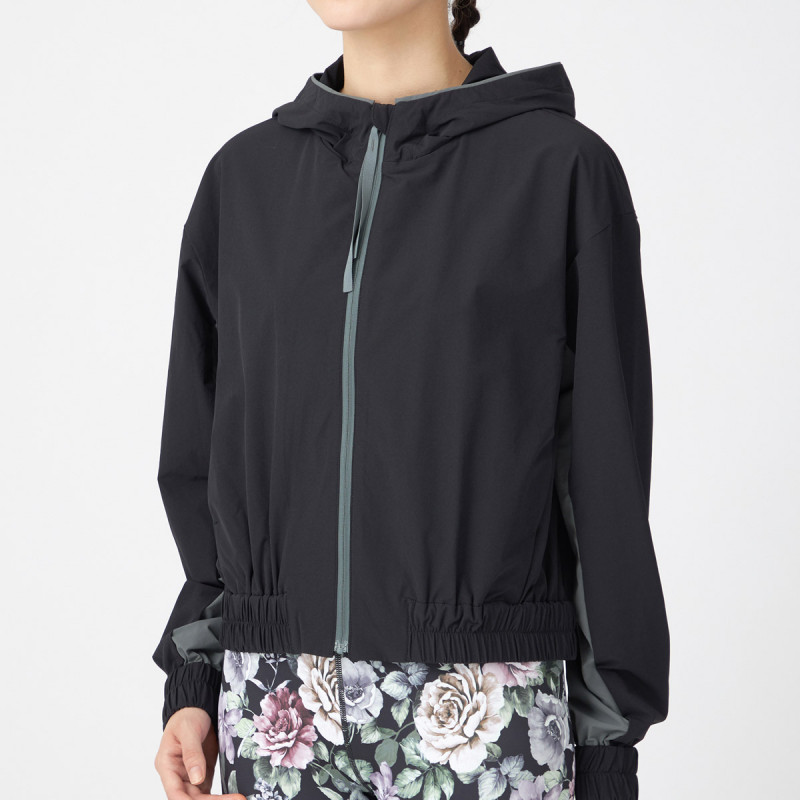 マルチテックタフタジャケット 商品ページ | チャコットオンラインショップ