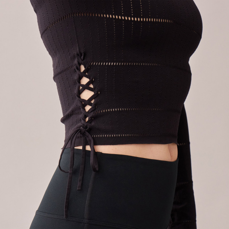 【新品】ノーソーイングニット　ジオメトリックニットTシャツ ジオメトリックリブ モックネックニット｜プルオーバー｜ニコル公式