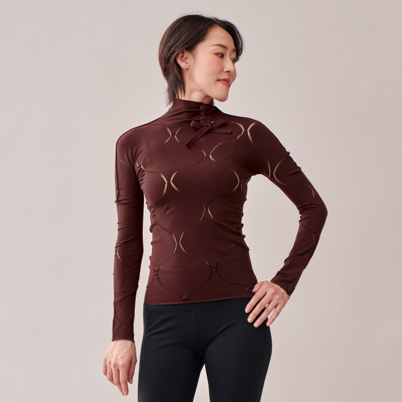 ノーソーイングニット】ウェイビーラインハイネックトップ 商品ページ