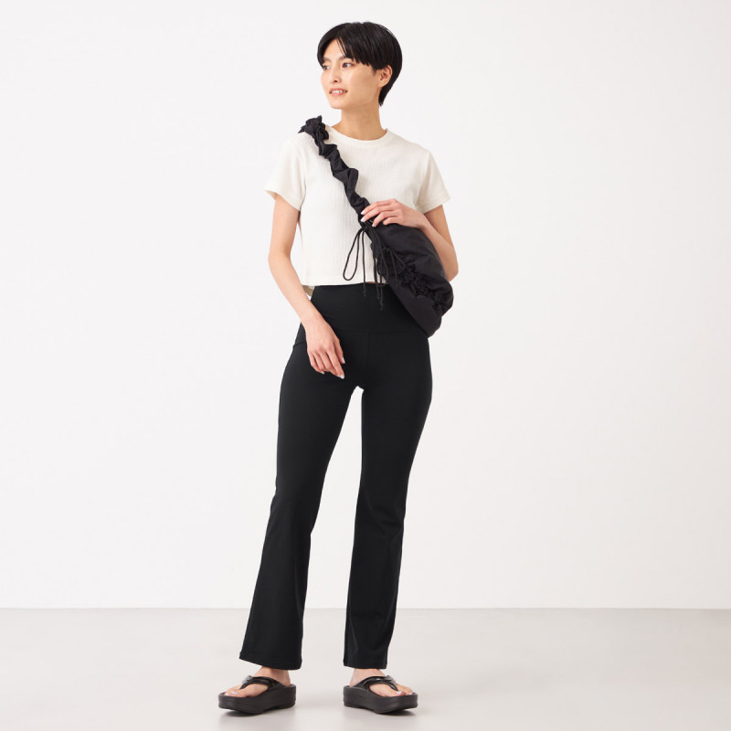 ☆ライトスムースブーツカットパンツ 商品ページ | チャコット