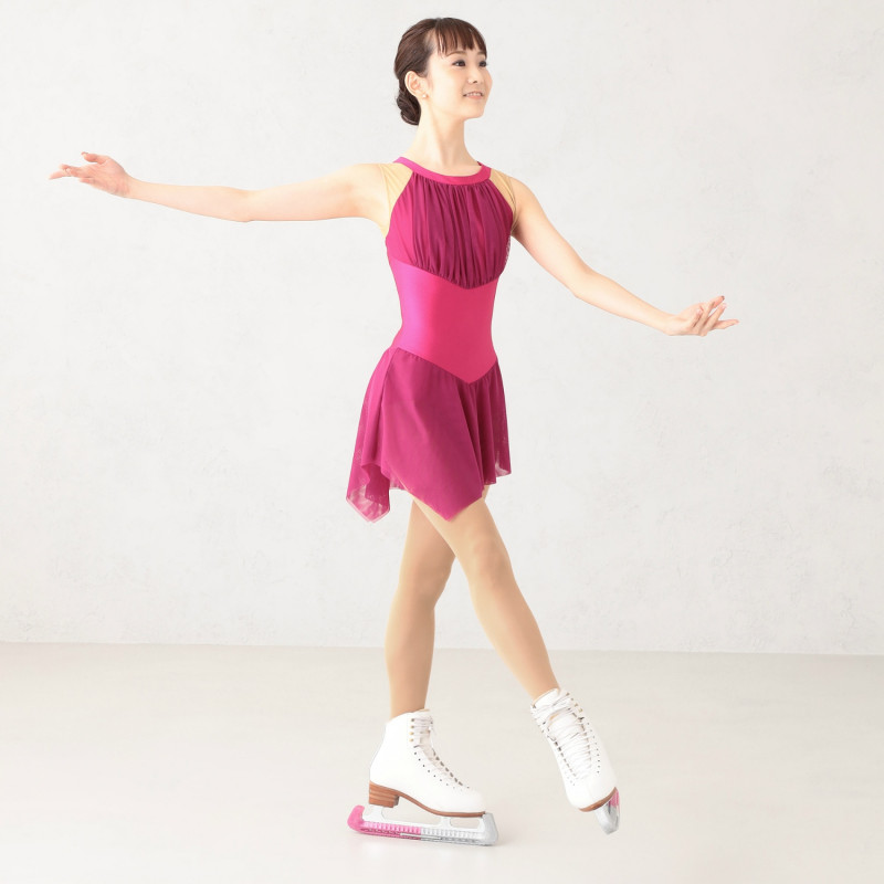 フィギュアスケートタイツ（フットレス） 商品ページ | チャコット