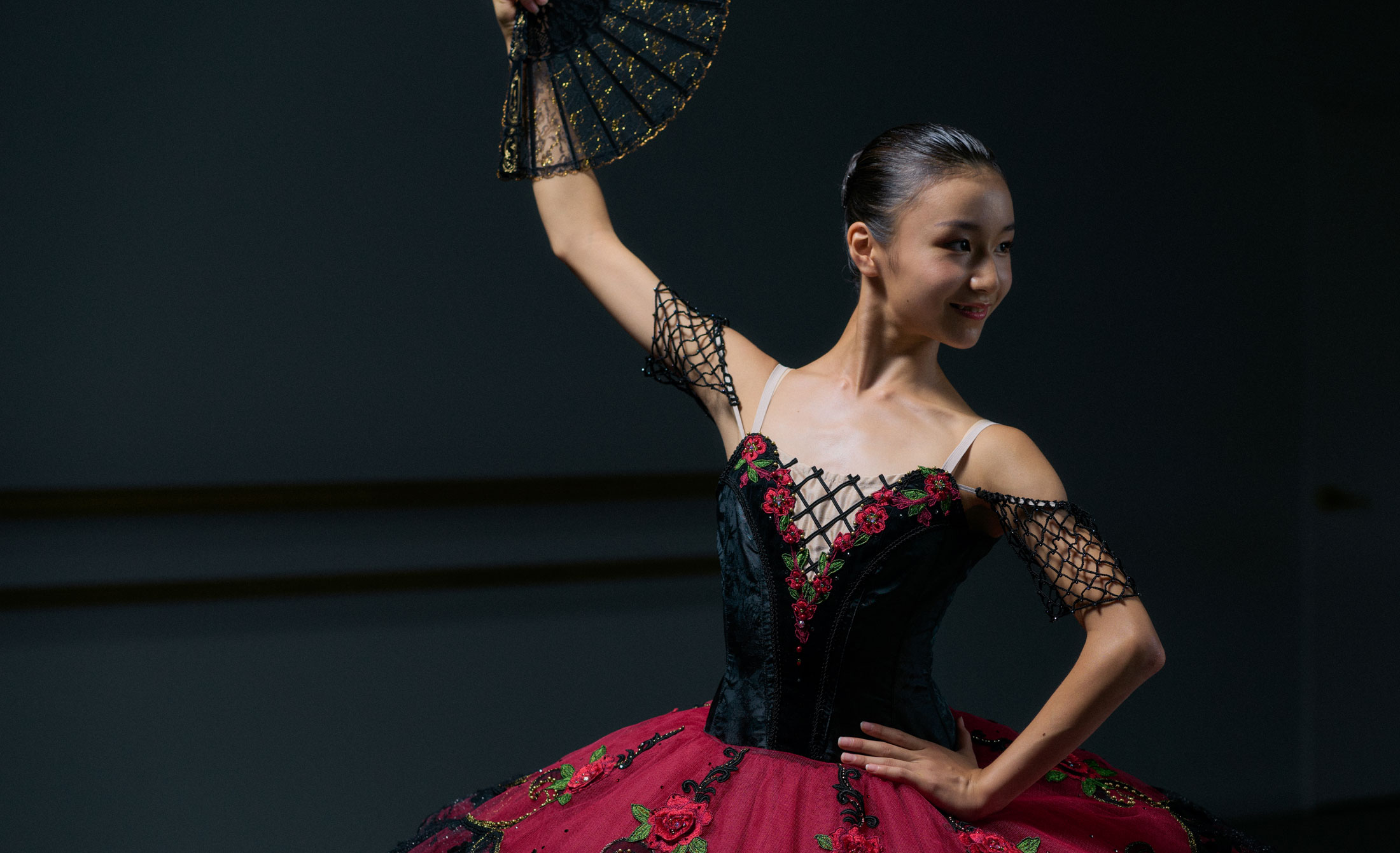 見せるだけでなく、魅せる 舞台で輝くためのアイテム選び