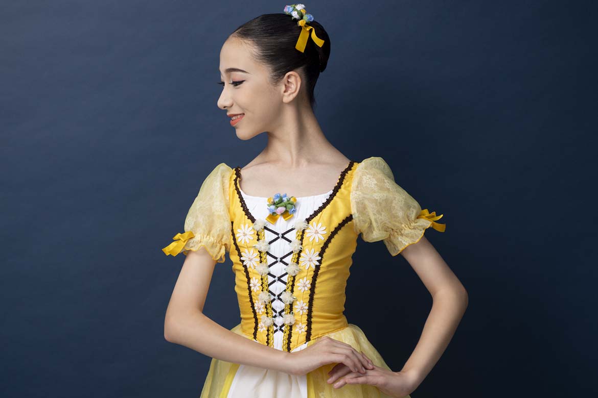 黄色・オレンジの衣装におすすめのカラーメイク