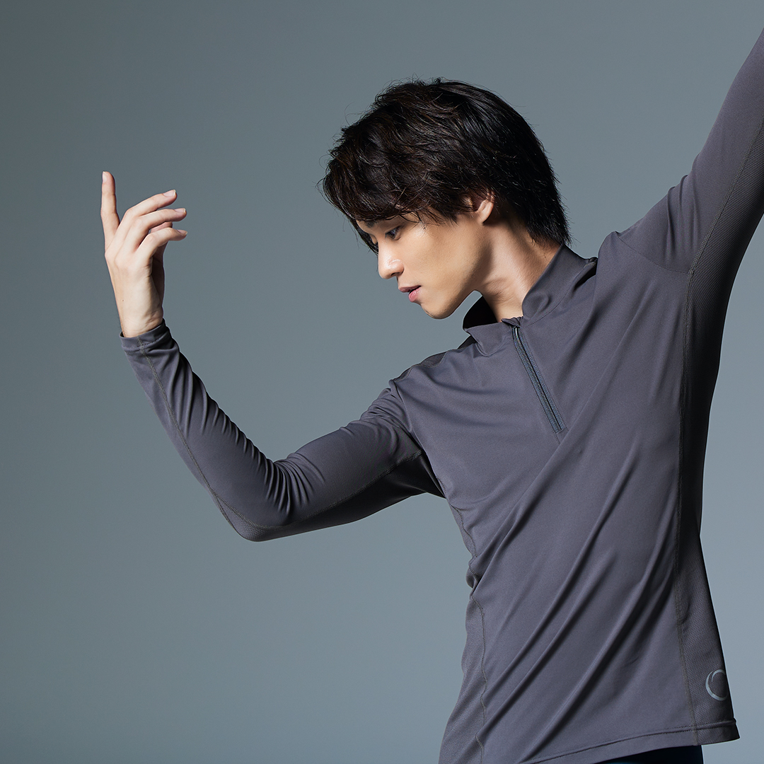 バーゲンセール ハーフスリーブスプレープリントトップ 体操・ダンス